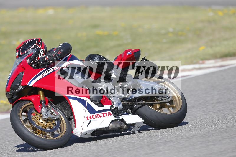 /06 08.04.2026 Cornu Master School ADR/Gruppe blau/5